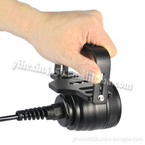 Boruit DIV10 3000LM Professional Diving Equipment With 3 * 26650 Rechargeable Battery Flashlight